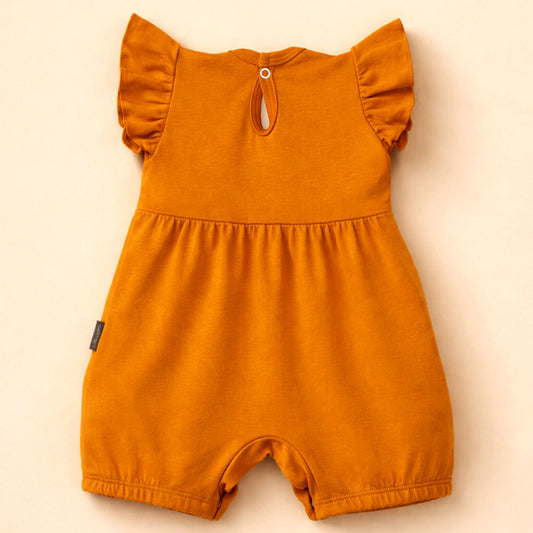 Macacão Curto Bebê Menina Babadinho Estampa Minimalista Suedine 100% Algodão